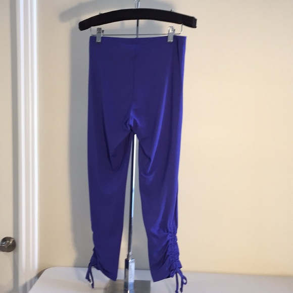 Yest Insider 8504 Astra Blue Capris Leggings Activewear Size 6 - Picture 6 of 16